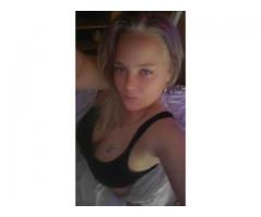 Emmanuelle Sensuelle et ouverte D'esprit 514-714-1444