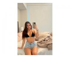Charmante femme cherche moments intimes et delicats doux