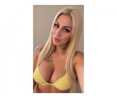 asheley chaude et senuelle te recoit